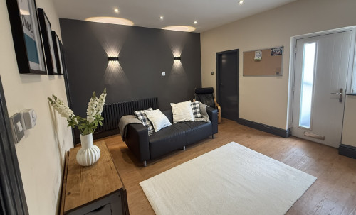 367A Ecclesall Road- Lounge